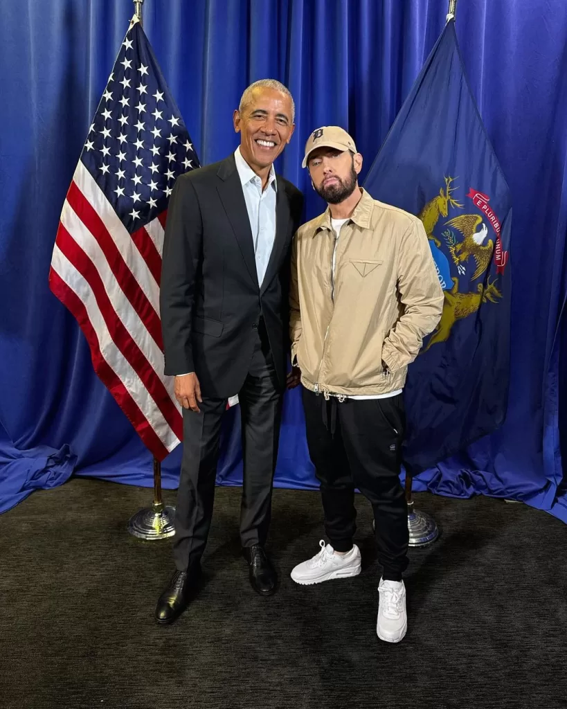 Eminem And Obama Snap A Photo