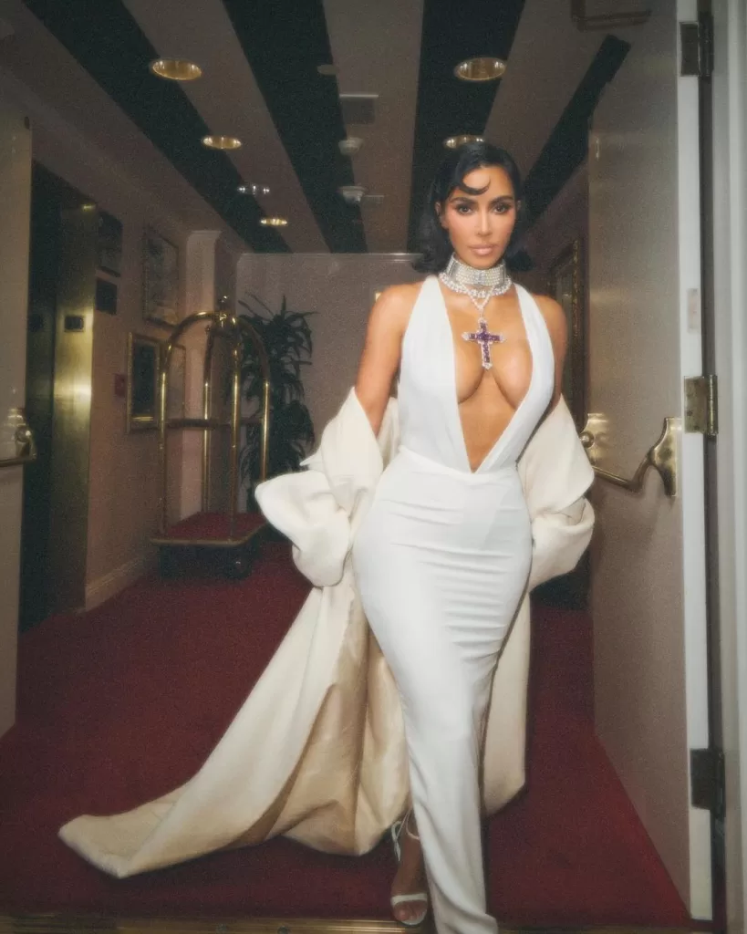Kim Kardashian Wears Princess Diana’s Cross Necklace