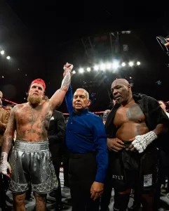 Jake Paul vs Mike Tyson